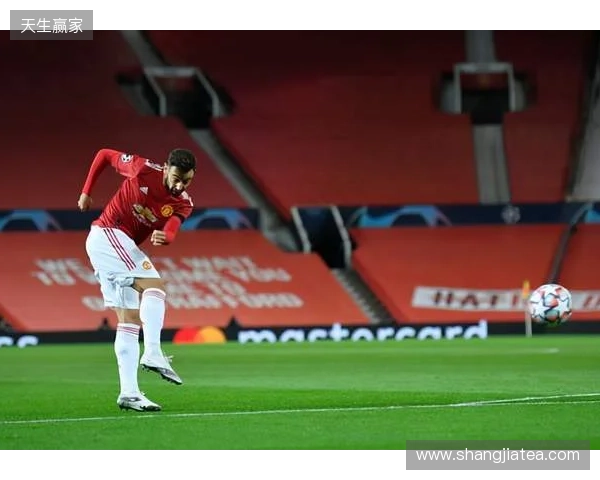 B费：拉什福德想要的传球方式很适合我们两人，他的前插非常出色