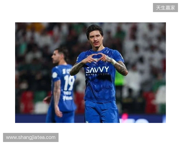 记者：费内巴切有意租借努涅斯，已向利雅得新月进行了询问