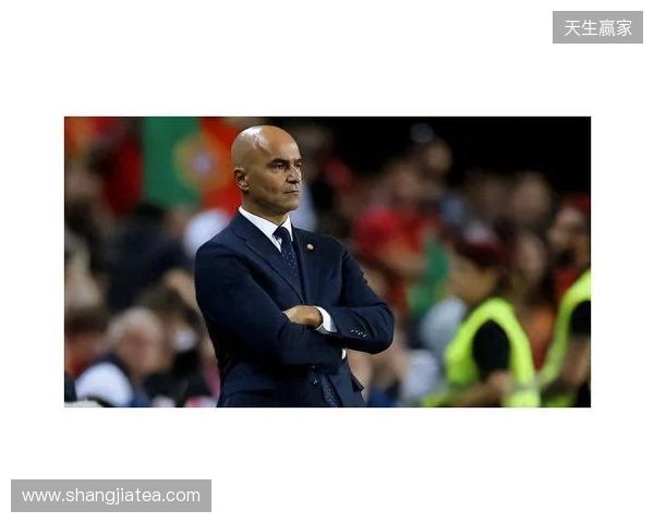 现役前三中场？维蒂尼亚：第一佩德里，然后B费、内维斯和我