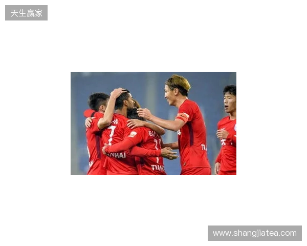 中超-深圳5-2十人三镇 韦斯利、本科维奇分别双响戴伟浚送助攻